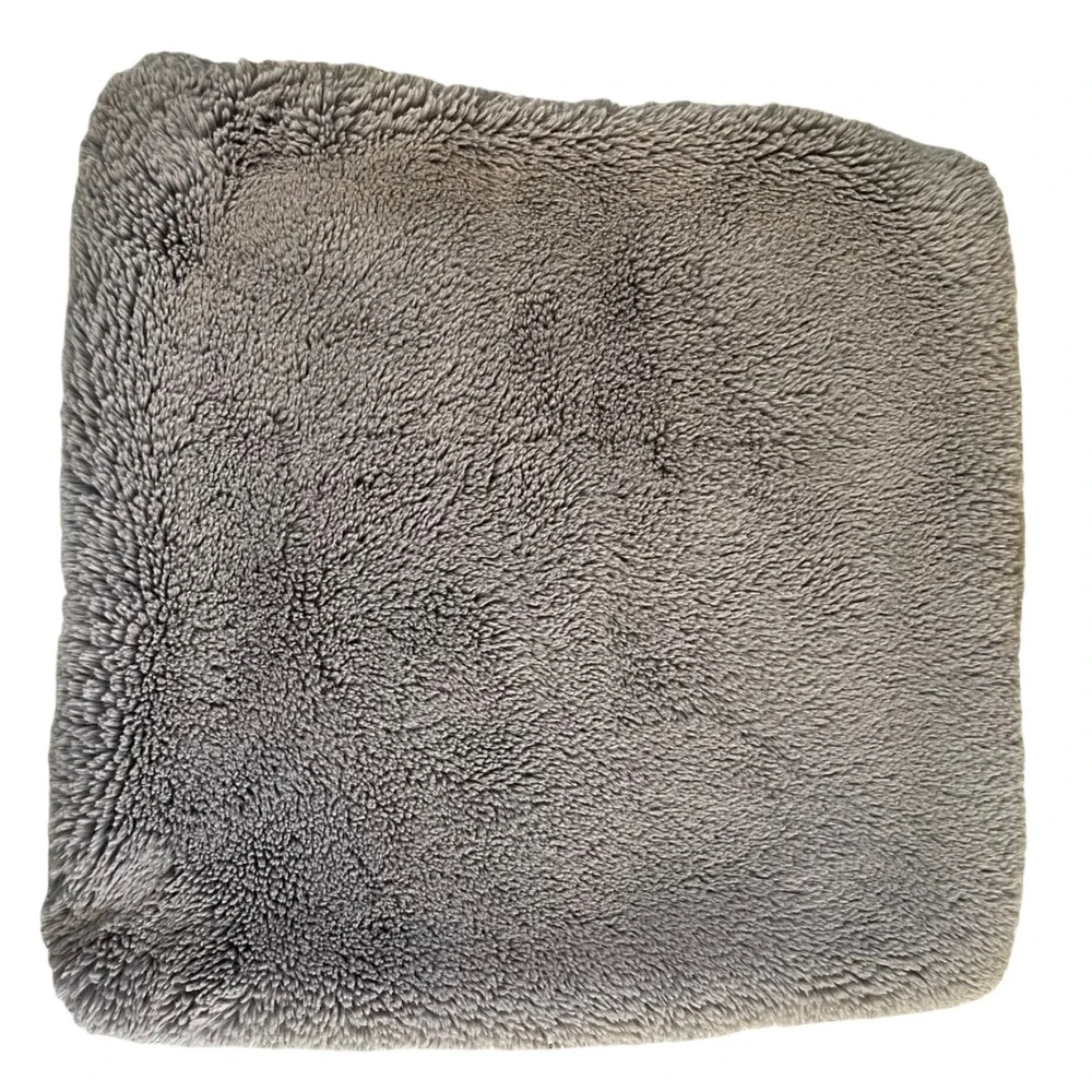 LOLOI Faux Fur Shag Pillow Covers Zippered Gray Set of 2 *no pillow, covers only